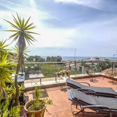 Tropical Terrace Apartment by Hello Homes Sitges