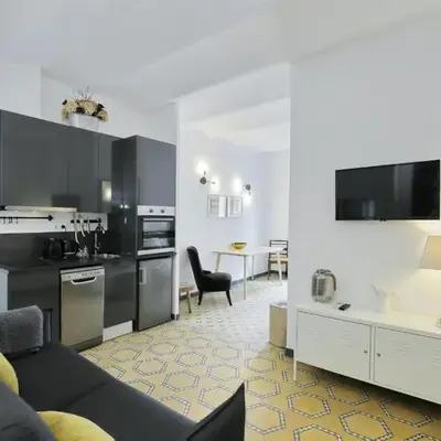 Casa nanit apt b