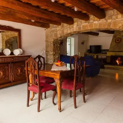 Masia Can Castanyola