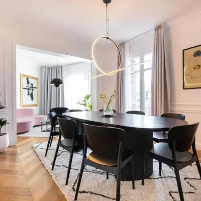 Majestic 4BR/4BATH apartment in Sagrada Familia area