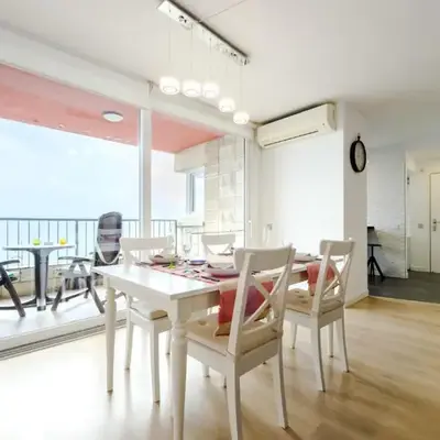 Impresionante Apartamento delante del Mar