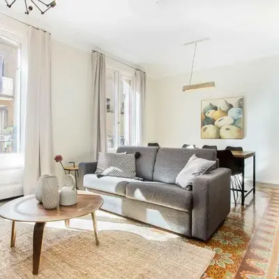 The Collection Barcelona - 4bedroom apart with balcony in Las Ramblas 1 1