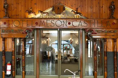 a store front with a sign that reads holtomon east at Mesón Castilla Atiram Hotels in Barcelona