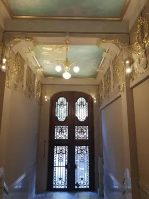 a room with a door and a window at Hostal Felipe 2 in Barcelona