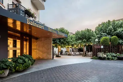 a building with a sign that reads balham hotel resort at Balneari Termes Victòria in Caldes de Montbui