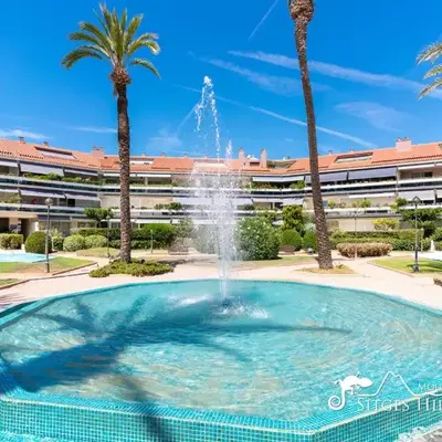 Apt Parc Del Mar in Sitges very near Beach