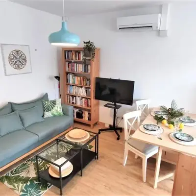 EMILY BEACH-CITY Apartment