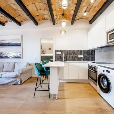 BeBarceloner Eixample Apartments - 4 bedrooms
