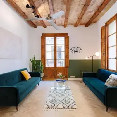 Spacious apartment in the Gothic
